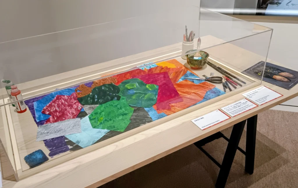 エリック・カール展「エリック・カールの制作道具および手彩色の薄紙」
